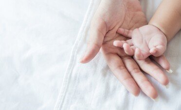 Chi fa un figlio può avere fino a 8.818 euro dallo Stato il primo anno