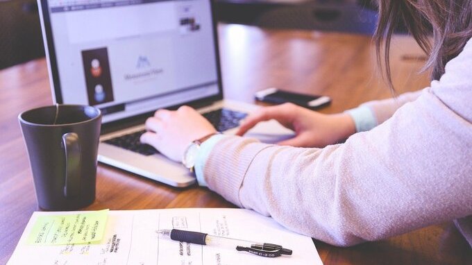 Nuovi contributi a fondo perduto per le partite Iva: chi può fare domanda e requisiti