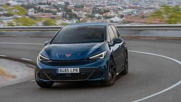 Cupra Born e-Boost 231 CV: motore, autonomia, dotazioni, prestazioni, prezzi, foto