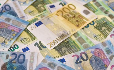 Classe media, ecco quanto devi guadagnare per farne parte. Le nuove tabelle