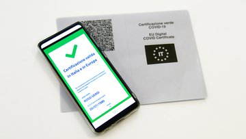 Controlli green pass: come funzionano, sanzioni fino a 1.000 euro