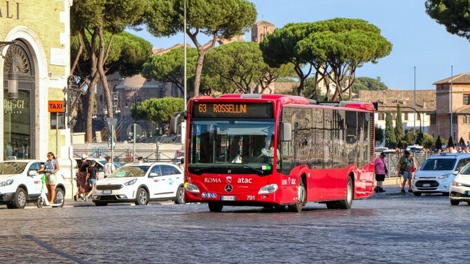 Trasporti gratis per minorenni a Roma: chi non paga metro e bus da settembre 2023?
