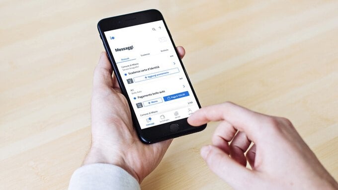 Come pagare il bollo auto con l'app IO