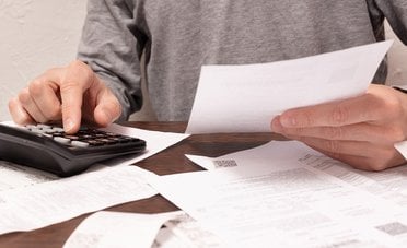 Caro energia imprese, stangata fino a €900 milioni per le PMI di questi settori