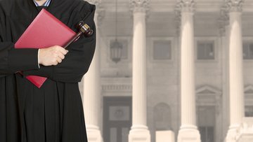 Cos'è la loggia Ungheria e perché si chiama così