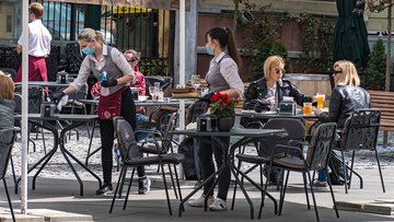 Mezza Italia in zona gialla tra due settimane: il rischio regione per regione
