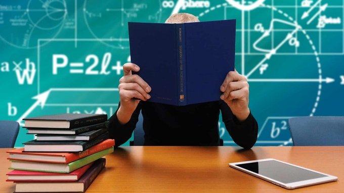 Scuola, troppi precari: in arrivo 20mila assunzioni di insegnanti nel 2023