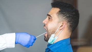 COVID-19: i contagi stanno aumentando perché vengono effettuati più tamponi?