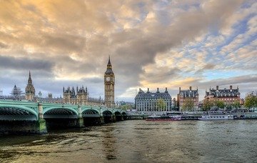 Bank of England: rialzo tassi storico, crolla la sterlina. Cosa accadrà nel Regno Unito?