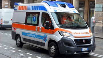 L'effetto della pandemia sui più giovani: raddoppiati gli atti di autolesionismo tra gli under 18