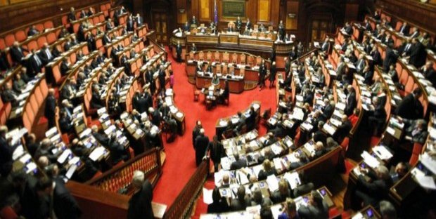 Taglio parlamentari s o no pro e contro della riforma for Numero deputati parlamento italiano