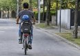 Come portare i figli in bicicletta per non rischiare una multa