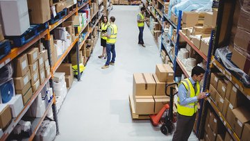 FedEx: il profit warning che fa tremare l'economia globale è un'opportunità per Amazon