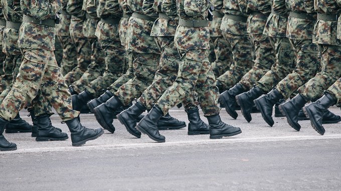 Forze armate e di polizia obbligate a vaccinarsi?