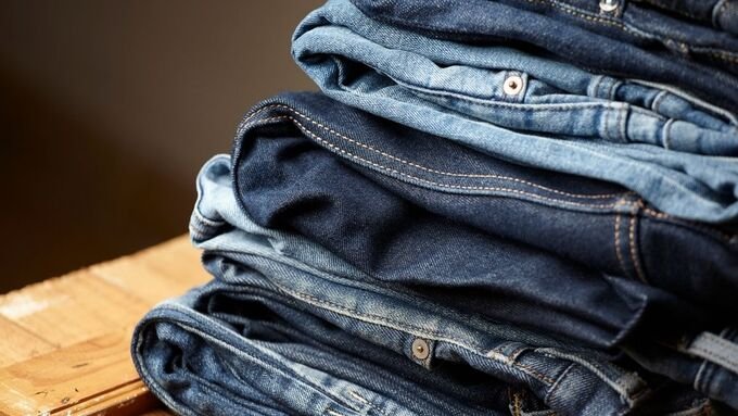 Jeans, un classico intramontabile: come sceglierli, quali comprare