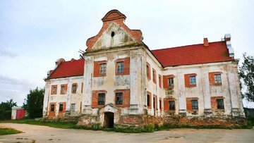 Monastero di 400 anni venduto al prezzo di una pizza. E c'è anche un terreno di 2.700 metri quadrati