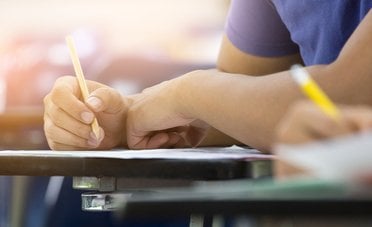 Come prepararsi a un concorso pubblico? La guida tra bando, studio e prove