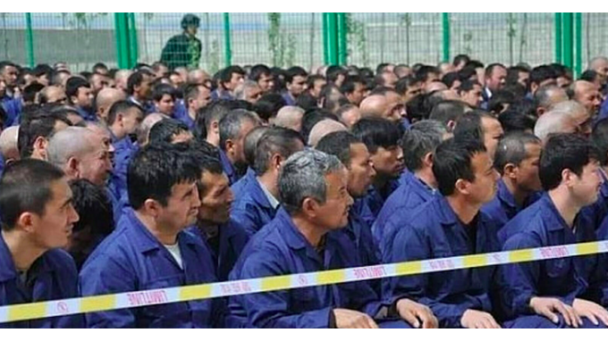 Campi di concentramento in Cina: cosa sono e perché sta succedendo