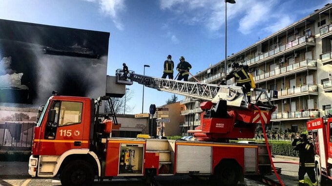 Danni da incendio, come chiedere risarcimento (e a chi rivolgersi)