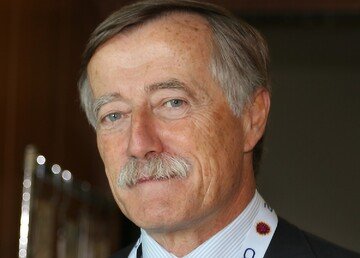 “Sì al lockdown dei non vaccinati, l'epidemia è fuori controllo”: l'intervista al prof. Andreoni