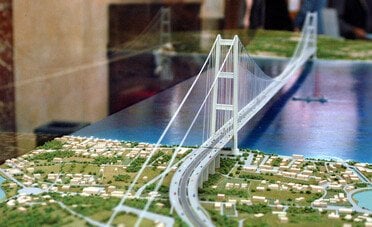 All'estero sono convinti. Il ponte da €14,4 miliardi cambierà la mappa dei trasporti in Europa