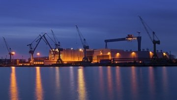 Un fiasco da €800 milioni. Le navi non possono essere usate, hanno dimenticato di costruire un molo 