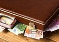Pensioni, vince €71,5 milioni alla lotteria ma perde tutte le vincite in una settimana