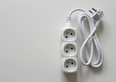 Di quanto caleranno i prezzi dell'elettricità questa estate?