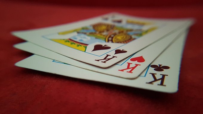 Draghi abbassa le tasse? Perché questa riforma sembra il gioco delle tre carte