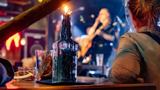 Soundreef o SIAE: quale scegliere per locali ed eventi