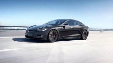 Tesla annuncia aumento di capitale da 2 miliardi