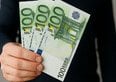 La Svizzera punta sull'euro e abbandona il dollaro