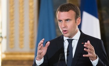 Merci cinesi all'assalto dell'Europa. Germania e Francia preparano un piano per riequilibrare gli scambi