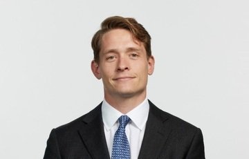 Finanza e transizione climatica: «Occorre dstinguere le quotate che mettono la sostenibilità fra le loro priorità», l'intervista a Samuel Grantham