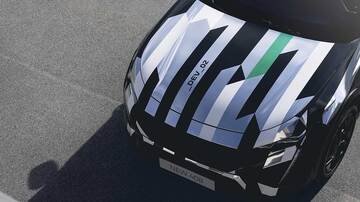 Nuova Peugeot 408: terminati gli ultimi test