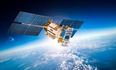 8 miliardi di dollari per inseguire SpaceX. Rocket Lab lancia la sfida ad Elon Musk