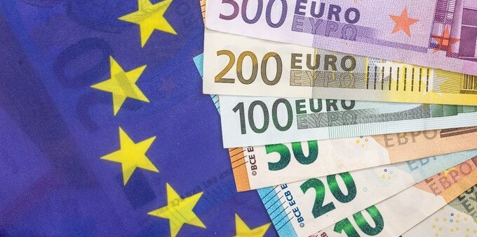 Tirocini Corte dei Conti europea 2023 per 1.500 euro al mese: requisiti e domanda