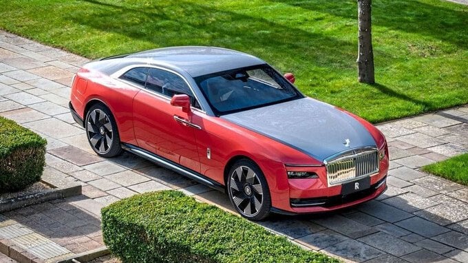 Questa è la «miglior auto elettrica del mondo», ma costa $380.000 