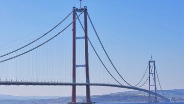 Il ponte sospeso più lungo del mondo collega l'Europa all'Asia. Tempi di percorrenza ridotti del 93%