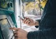La BCE consiglia il contante, ma la banca ti fa ostruzionismo