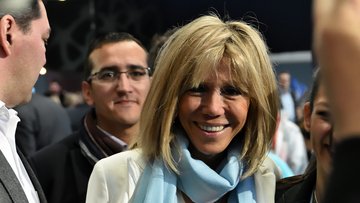 Chi è la moglie di Macron: foto ed età di Brigitte Trogneux, cosa fa oggi?