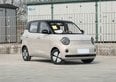 In Cina sta spopolando questo mini-SUV elettrico che costa quanto uno scooter