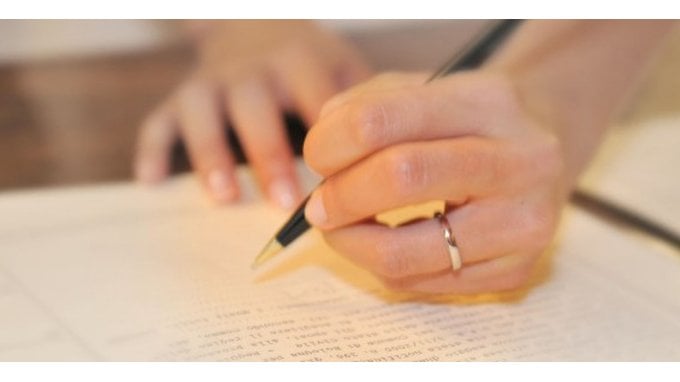 Come firma la donna dopo il matrimonio?