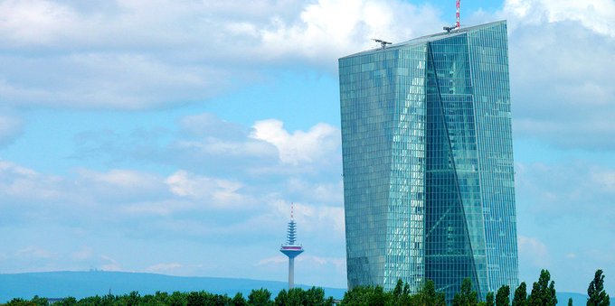 In attesa della Bce, le banche centrali nel mondo spingono i tassi