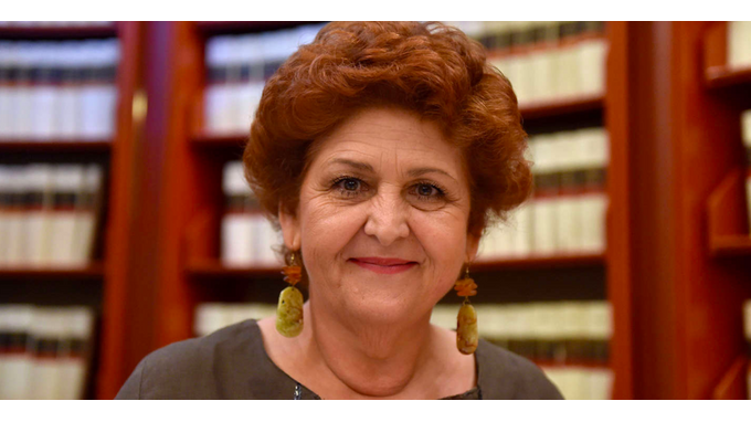 Chi è Teresa Bellanova: biografia, stipendio e CV del ministro delle Politiche Agricole 