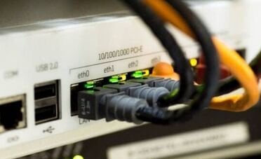 Wi-Fi addio. Arriva il Li-Fi, la tecnologia innovativa 100 volte più veloce