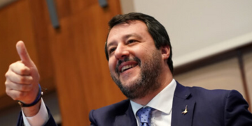 Per Salvini coronavirus e migranti sono legati: è polemica