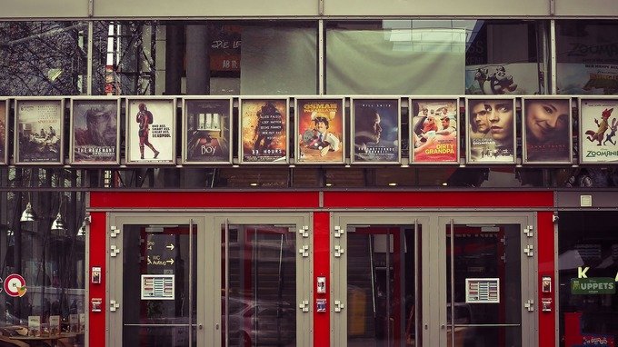 Quando riaprono cinema e teatri? 