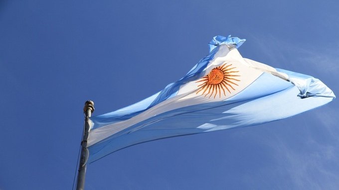 L'inflazione costringe l'Argentina a utilizzare per la prima volta le banconote da 10.000