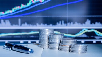 Come investire per non pentirsi: navigare tra valutazioni alte usando i dati e la storia